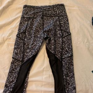 Lululemon crop leggings